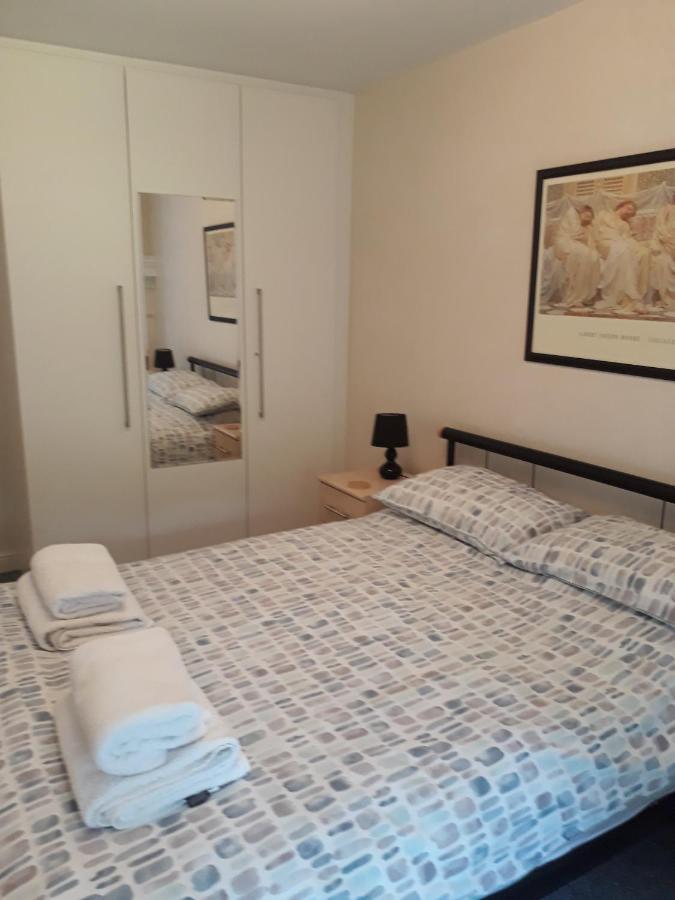 Victoria Bar Apartments Йорк Екстер'єр фото
